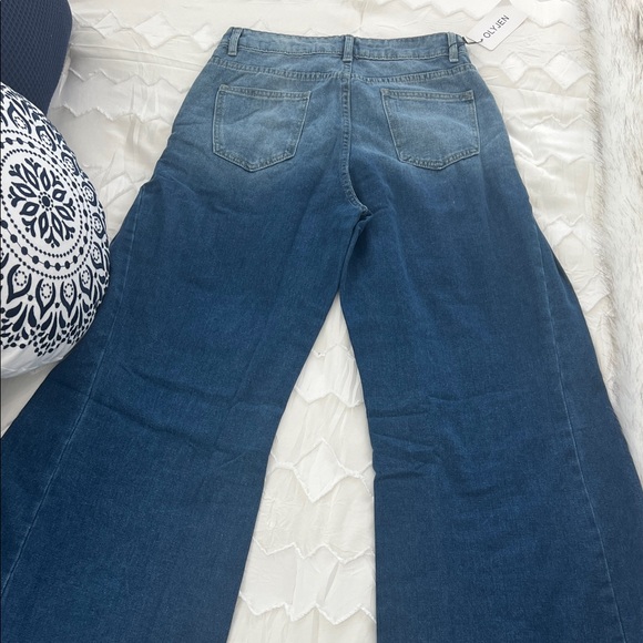Chic Blue Wide Leg Jeans - Picture 7 of 8
